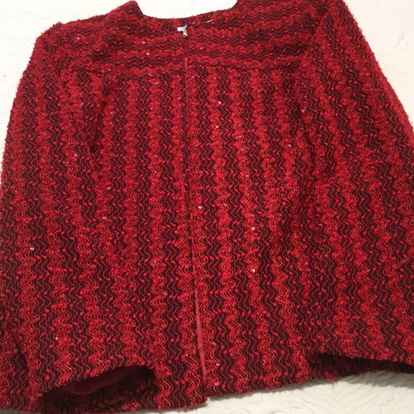 Alfred Dunner - Red Sparkle Bouche Jacket - Picture 4 of 8